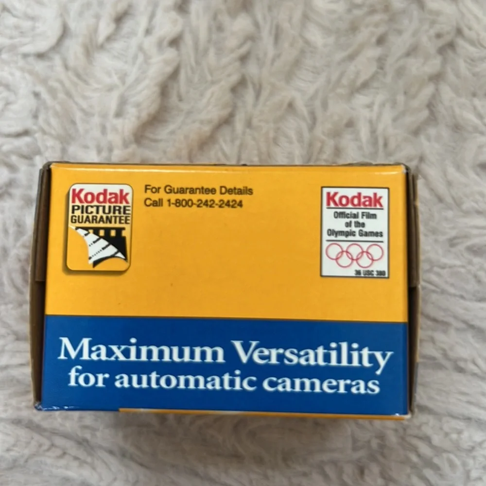 Kodak Gold Max 400 12 exp. film - new in box, vintage expired